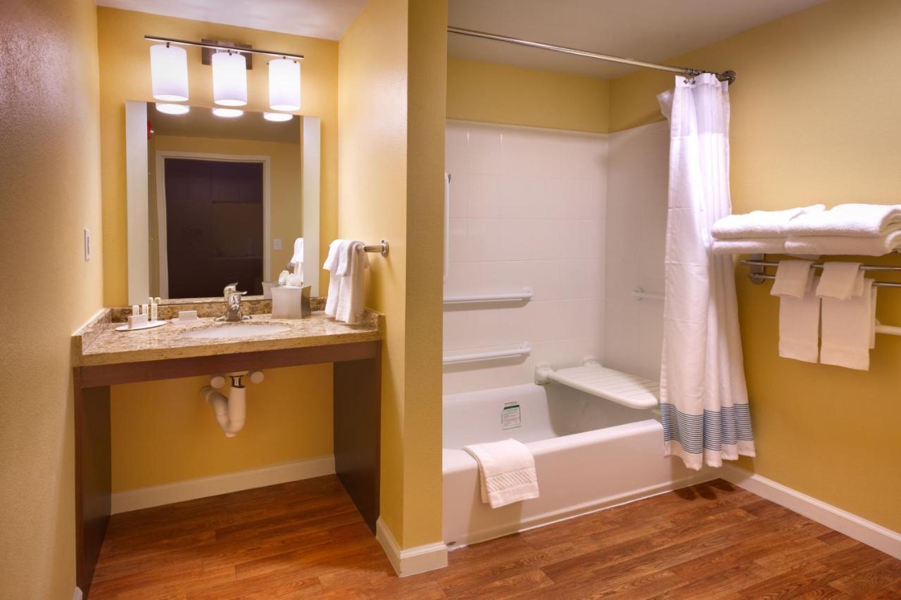 Towneplace Suites By Marriott Dickinson Εξωτερικό φωτογραφία
